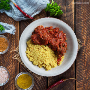 Pikante RinderHackbällchen in TomatenSalsa mit CousCous